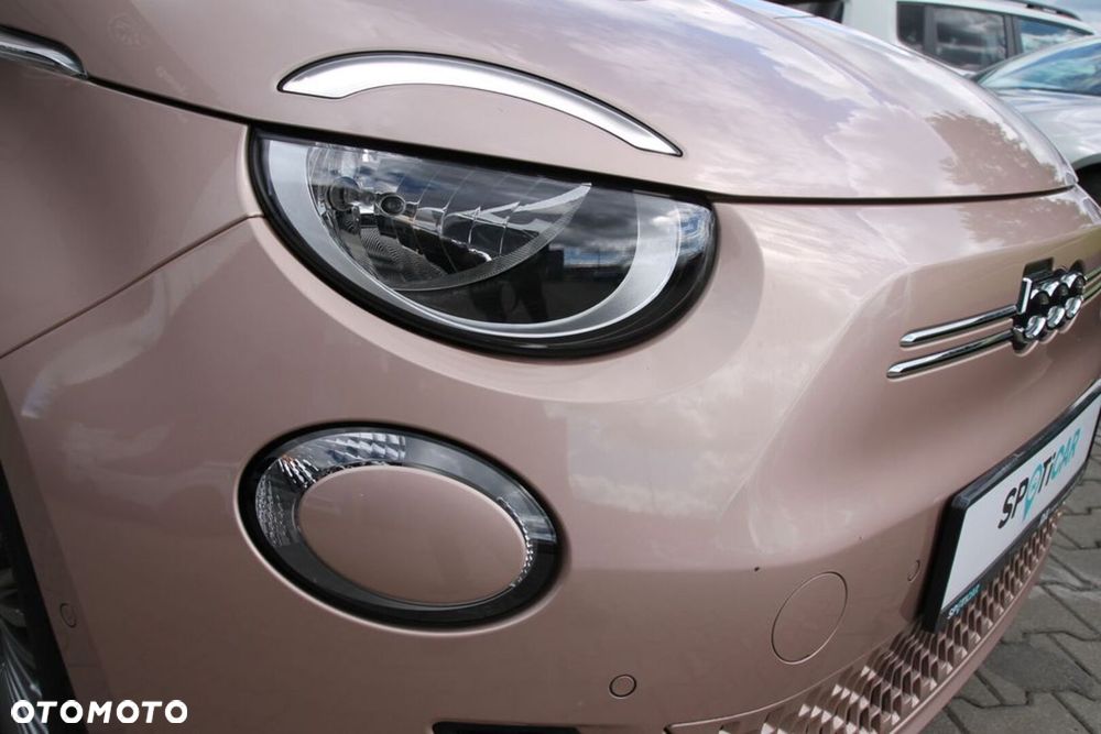 Fiat 500e - 32