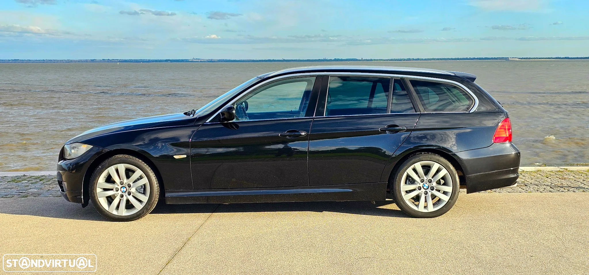BMW 320 d Touring LifeStyle - 7
