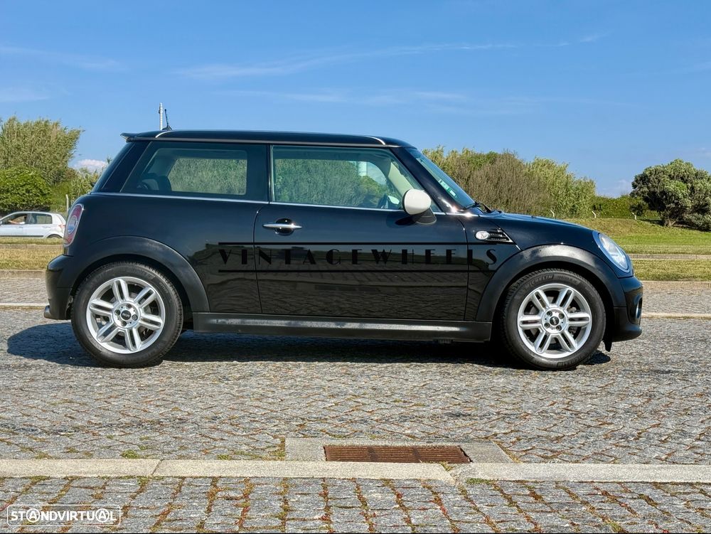 MINI 3 Portas One D - 5
