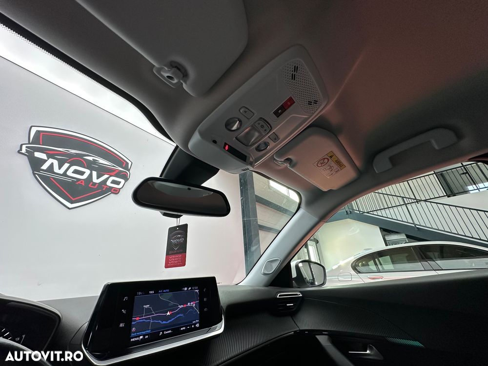 Peugeot 2008 PureTech 130 EAT8 Allure - 34