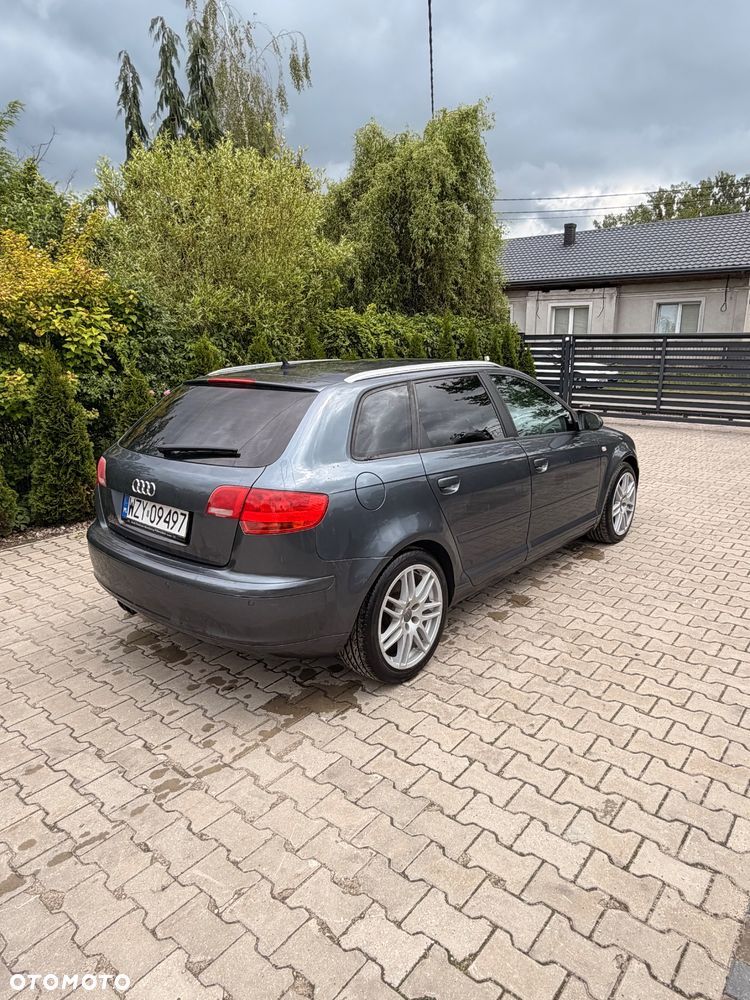 Audi A3 Sportback 2.0 TDI DPF Ambition - 2