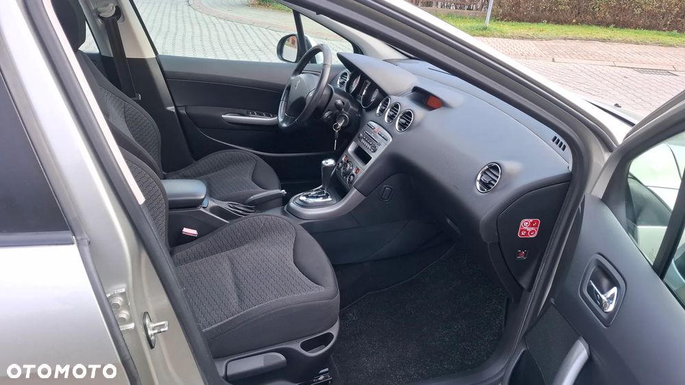 Peugeot 308 120 VTi Automatik Premium - 8