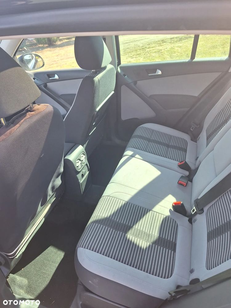 Volkswagen Tiguan 2.0 TDI 4Mot Sport&Style DSG - 9