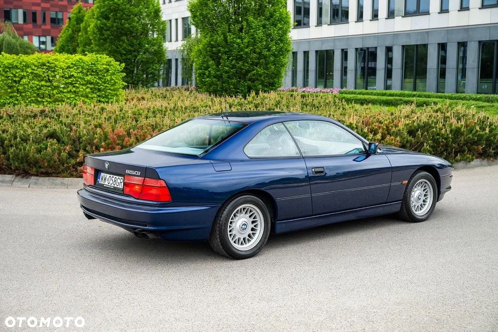 BMW Seria 8 - 10