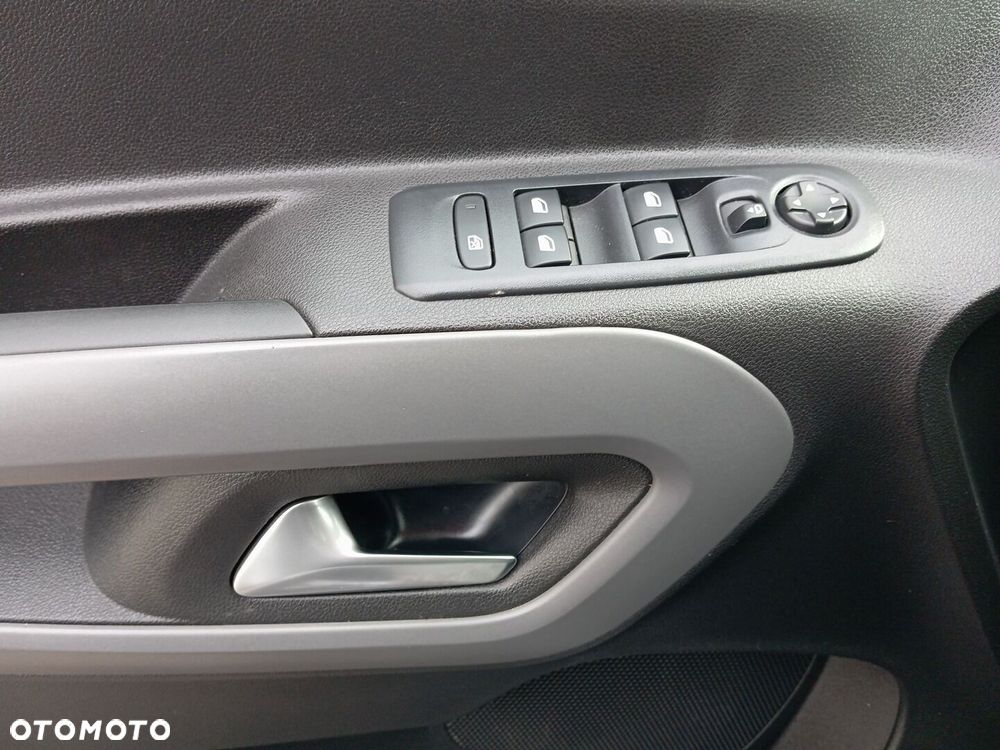 Toyota Proace City Verso 1.5 D-4D Business - 17