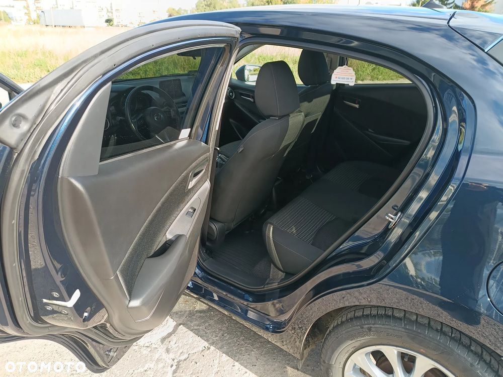 Mazda 2 - 13