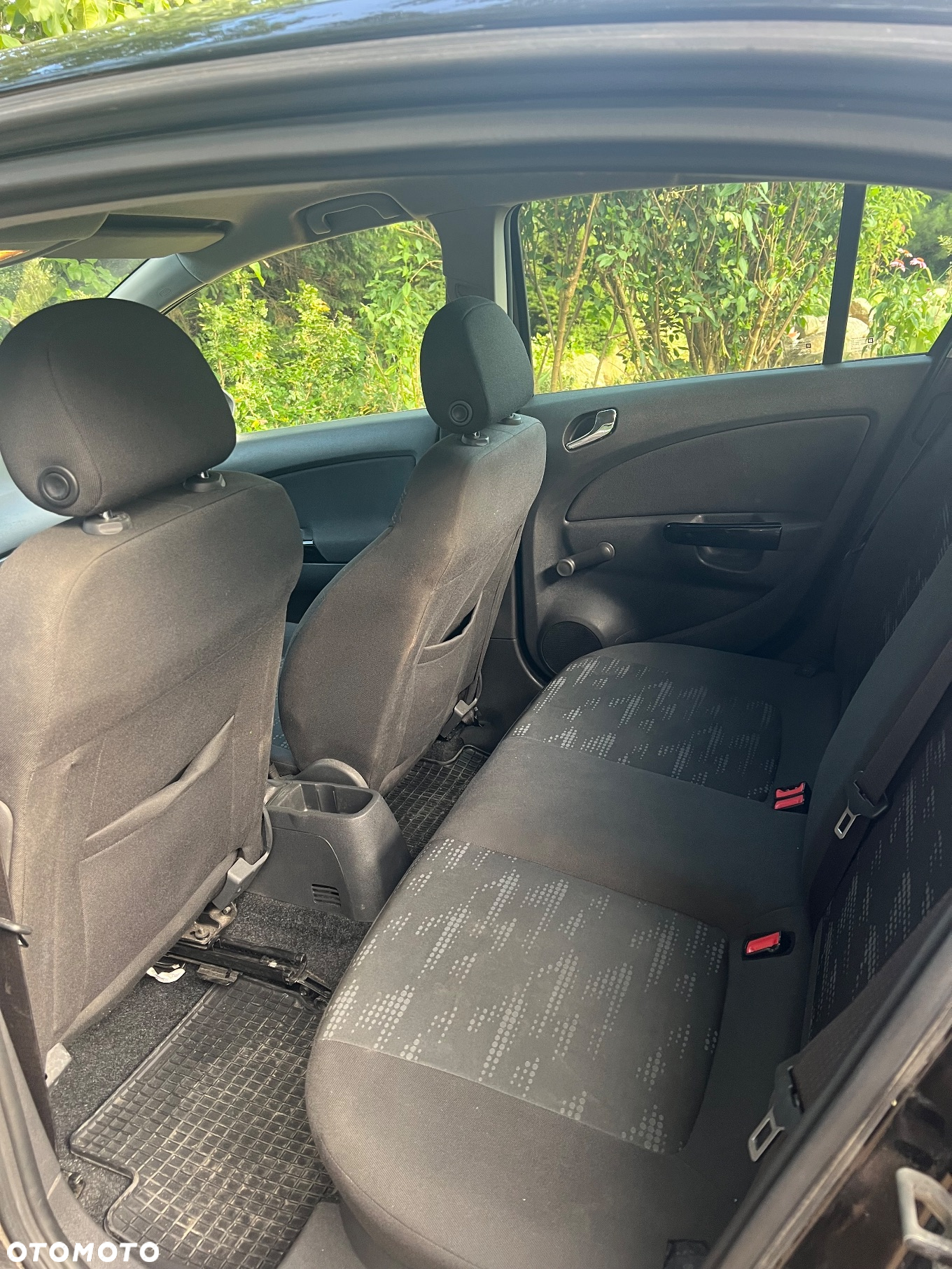 Opel Corsa 1.4 16V Color Edition - 15