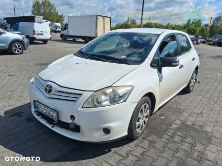 Toyota Auris 1.4 D-4D 2010 - 1
