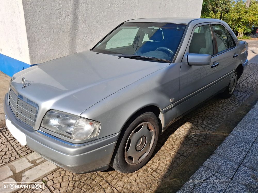 Mercedes-Benz C 220 - 4