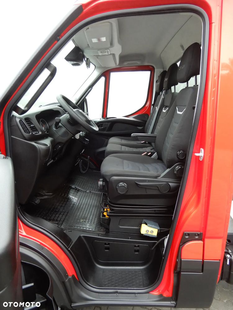 Iveco DAILY 50C18 Wywrotka Kiper Wywrot x 3 Strony 3996 mm Długi 8 E.Palet Renomowanej Firmy RomCar Rozstaw Osi 4100 mm WZMACNIANY HAK 3500 Kg 98 Tys Km Przeb. Stan Auta JAK NOWY POLECAM - 34