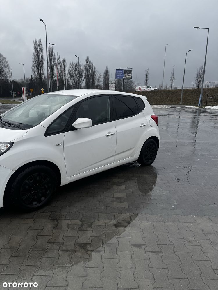 Hyundai ix20 - 5