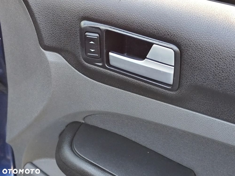 Ford Focus - 26