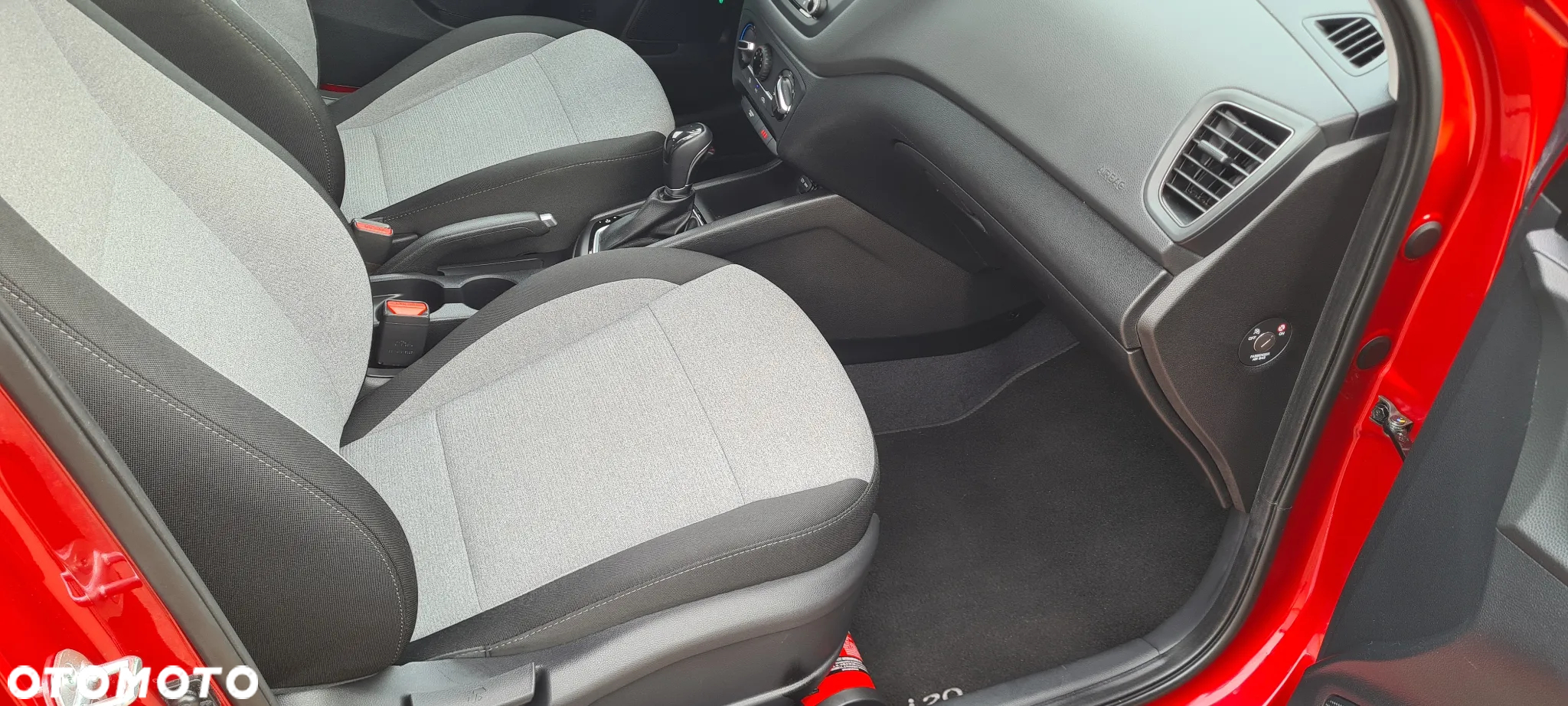 Hyundai i20 1.4 Automatik Style - 22