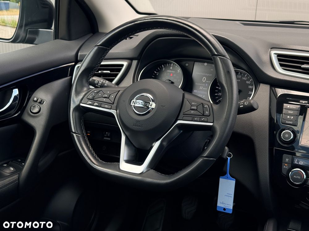 Nissan Qashqai 1.3 DIG-T N-WAY - 19