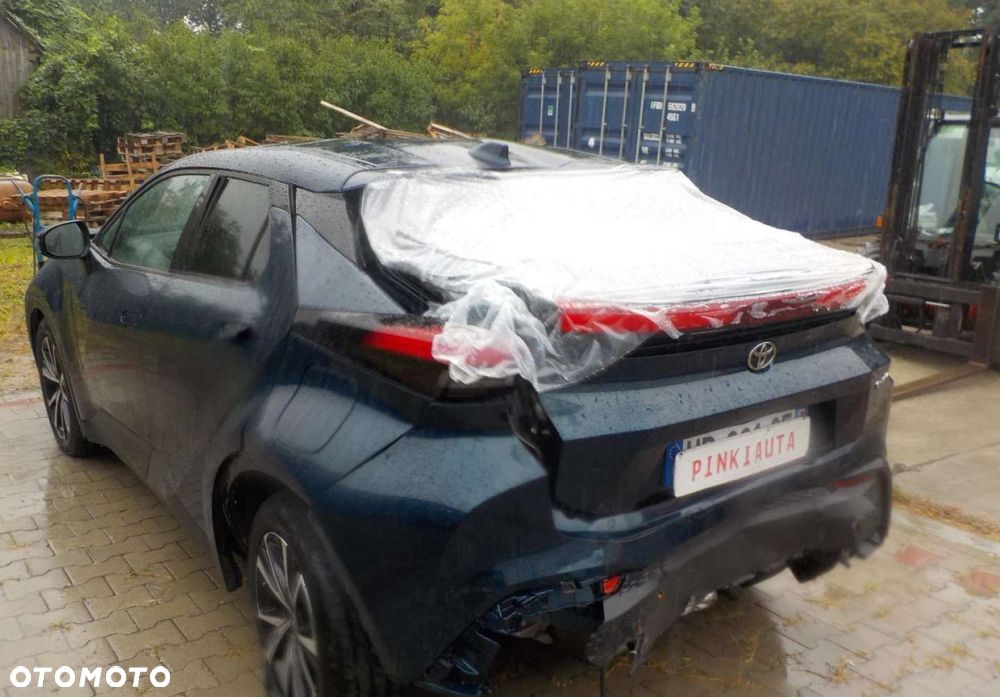 Toyota C-HR - 8