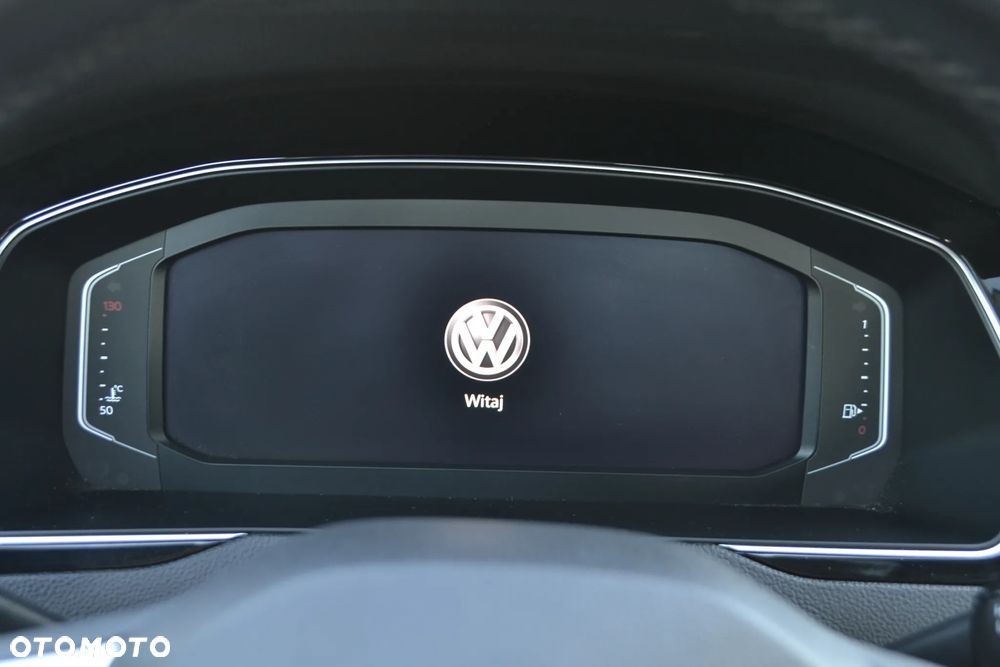 Volkswagen Passat 2.0 TSI Business DSG - 28