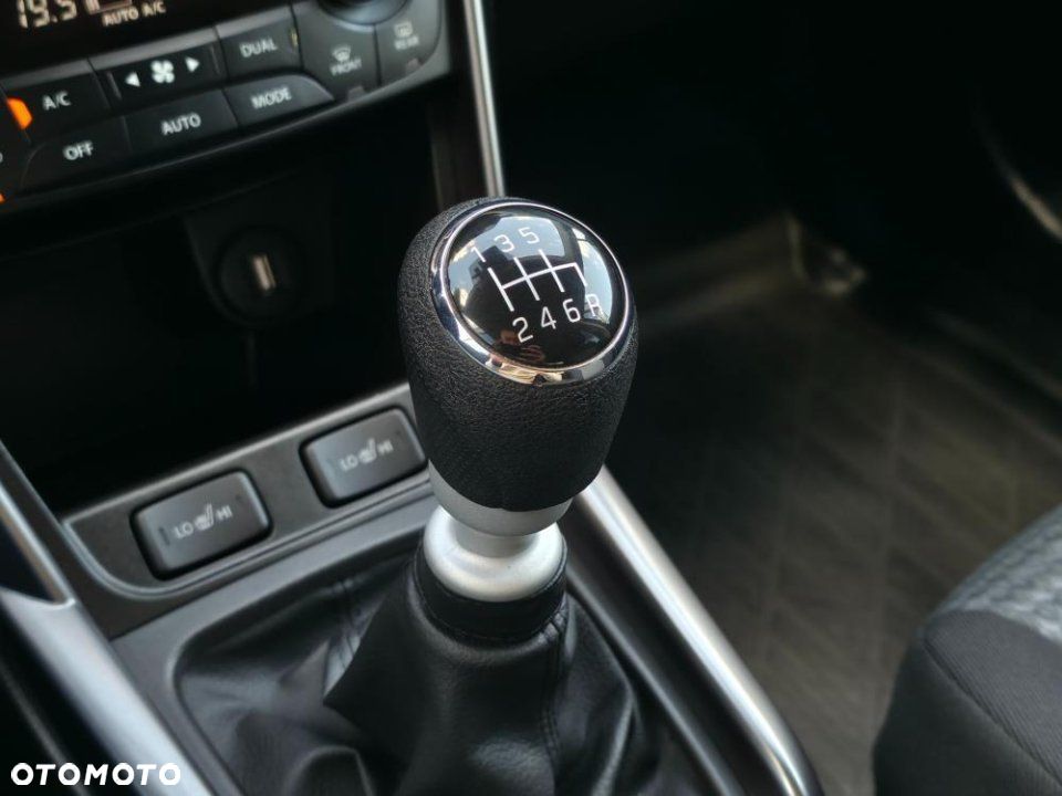 Suzuki SX4 - 25