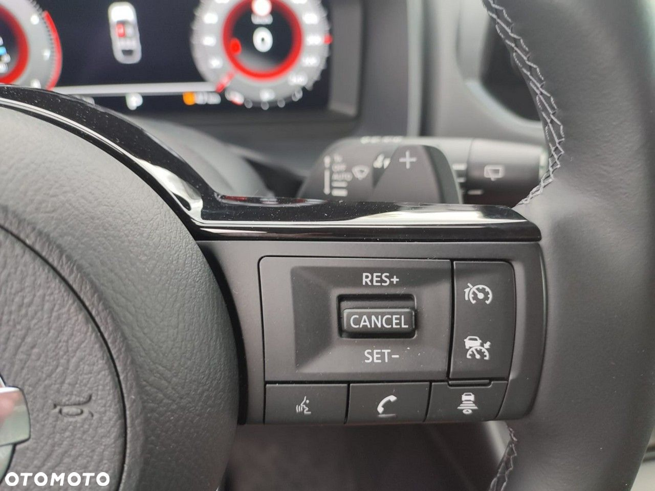 Nissan Qashqai - 11