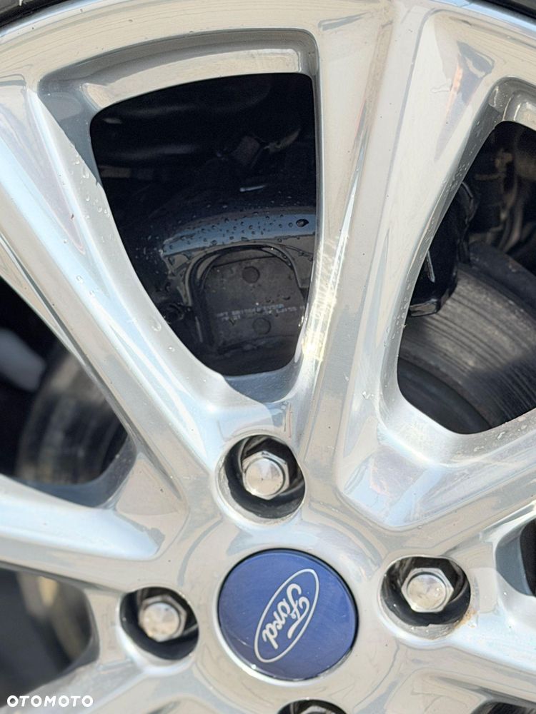 Ford EcoSport - 6