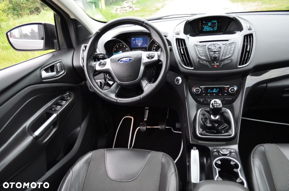 Ford Kuga - 8