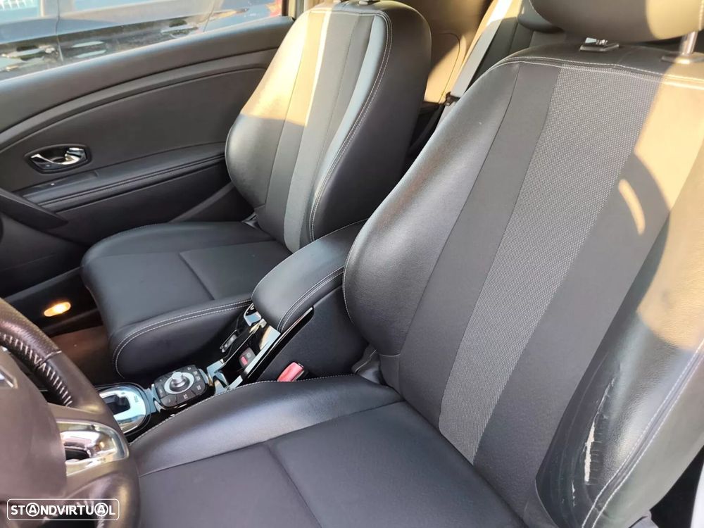 Renault Mégane Coupe - 16