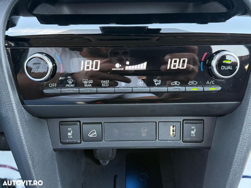 TOYOTA Yaris Cross 2024 — imagine 15