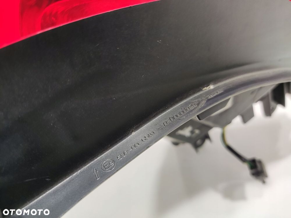 lampa lewa lewy tył tylna peugeot metropolis rs 400 2013-2018 - 6