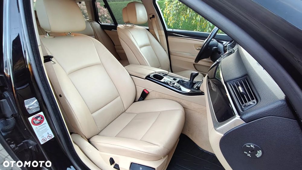 BMW Seria 5 520d - 15