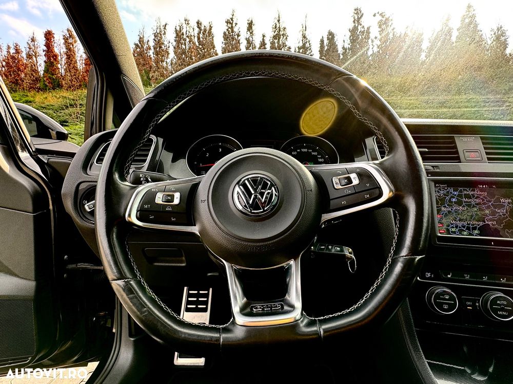 Volkswagen Golf 2.0 TDI DSG GTD - 12