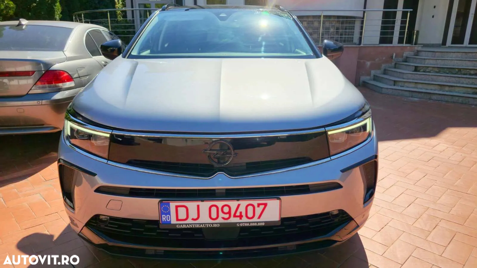 Opel Grandland Plug-in-Hybrid 1.6 DI Automatik GSe - 2