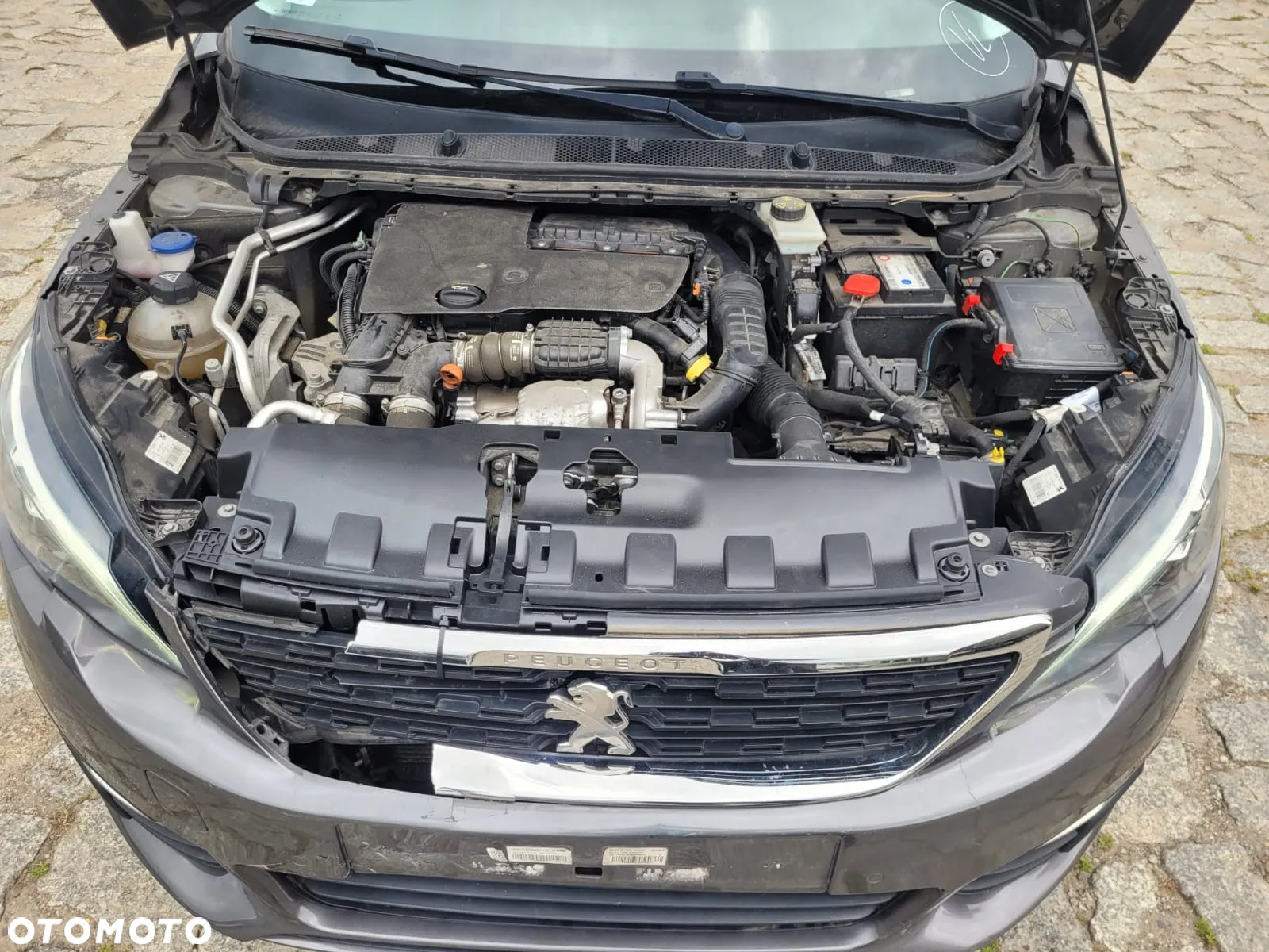 Peugeot 308 1.6 BlueHDi Style S&S - 15