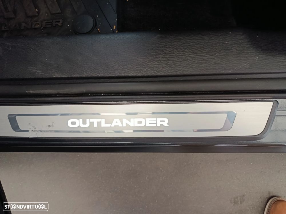 Mitsubishi Outlander 2.4 PHEV Sport Edition - 9