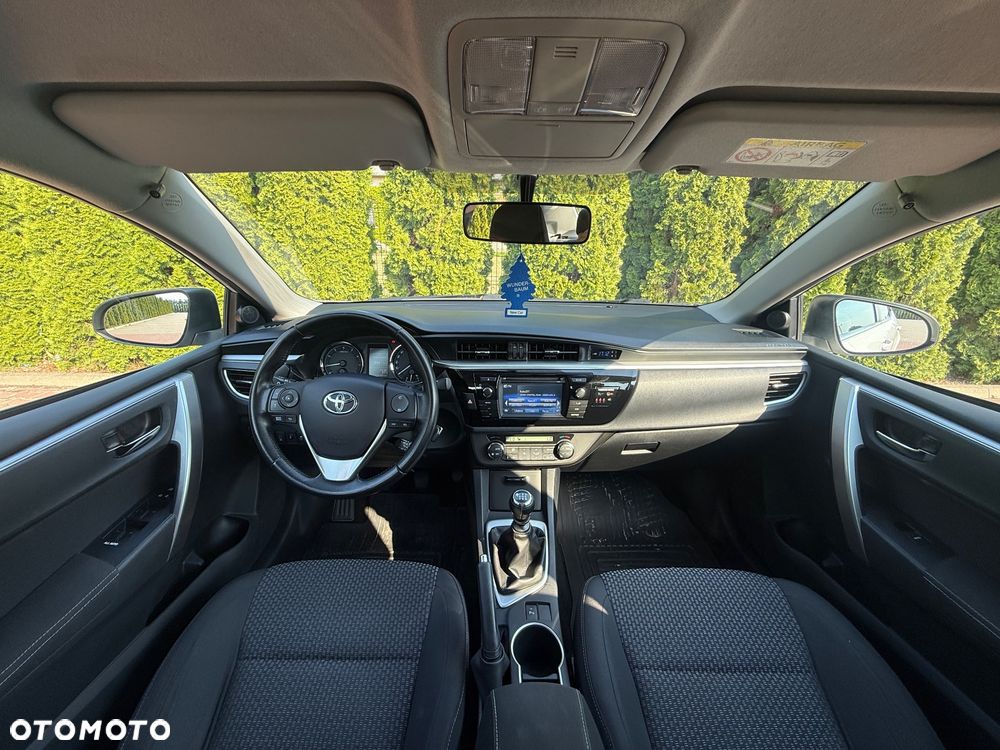 Toyota Corolla 1.6 Comfort - 28