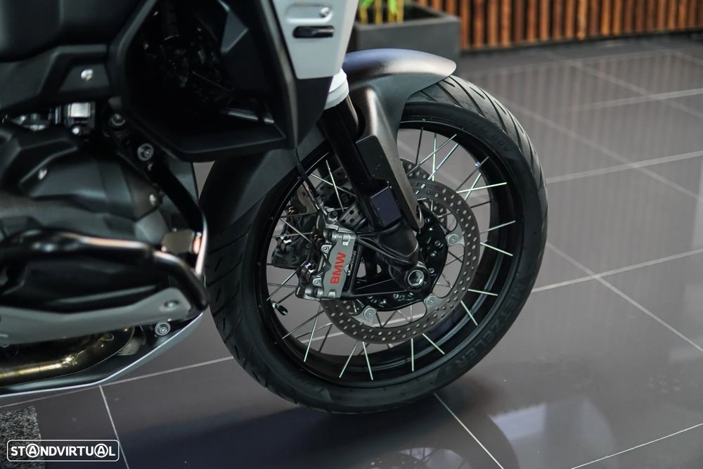 BMW R 1300 GS Adventure TRIPLE BLACK / Rebaixada - 18