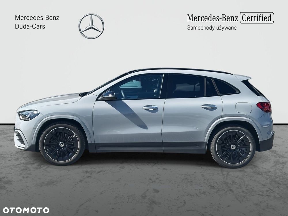Mercedes-Benz GLA - 8