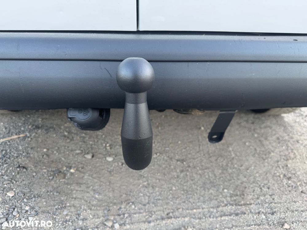 Volkswagen Transporter - 9