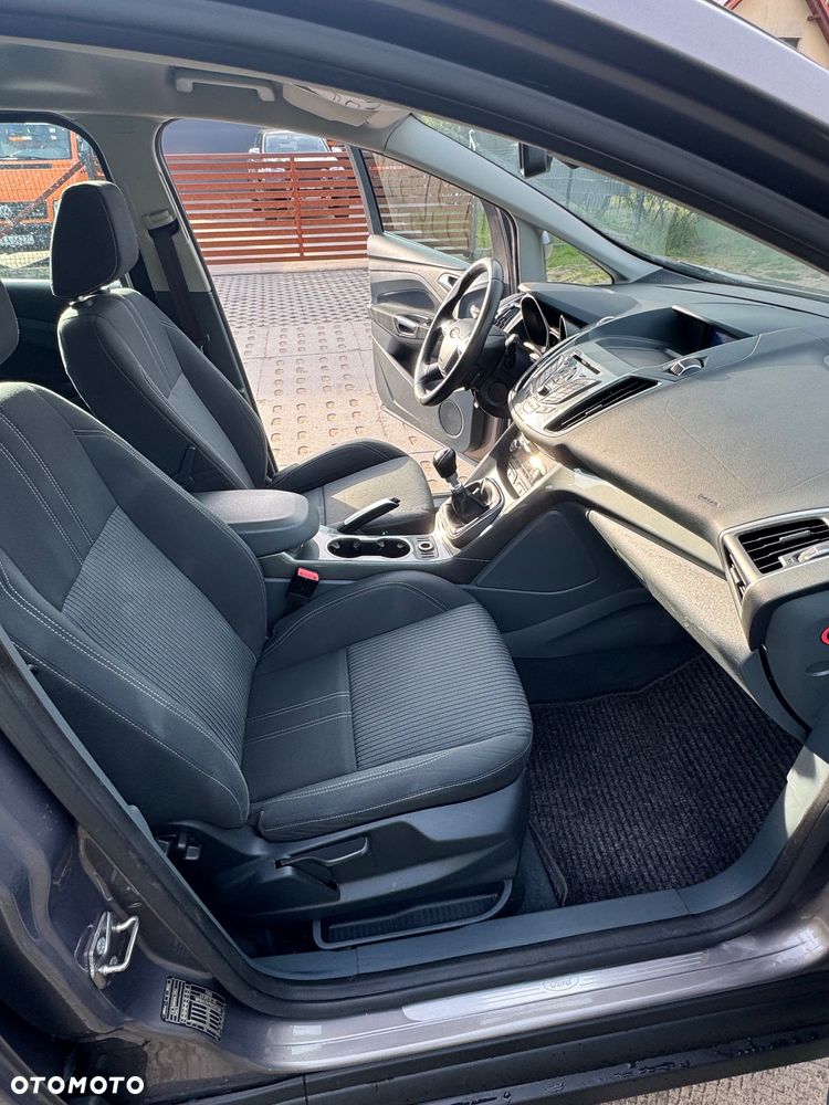 Ford Grand C-MAX - 14