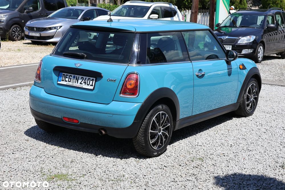 MINI ONE - 4
