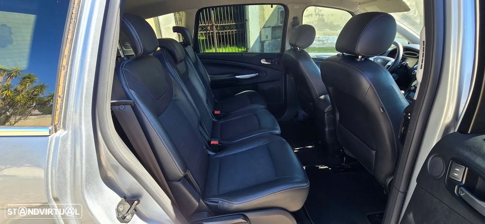 Ford S-Max 2.2 TDCi Titanium 7L - 15