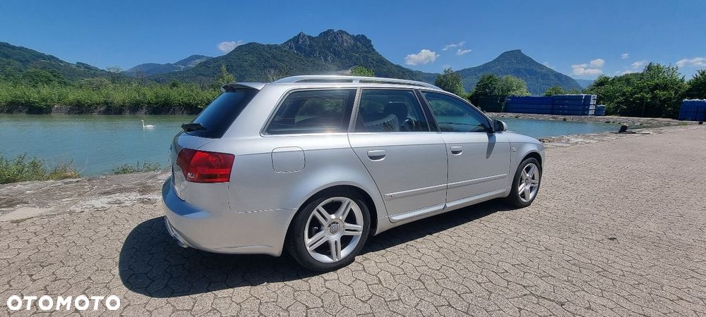 Audi A4 Avant 2.0 TDI DPF quattro - 8