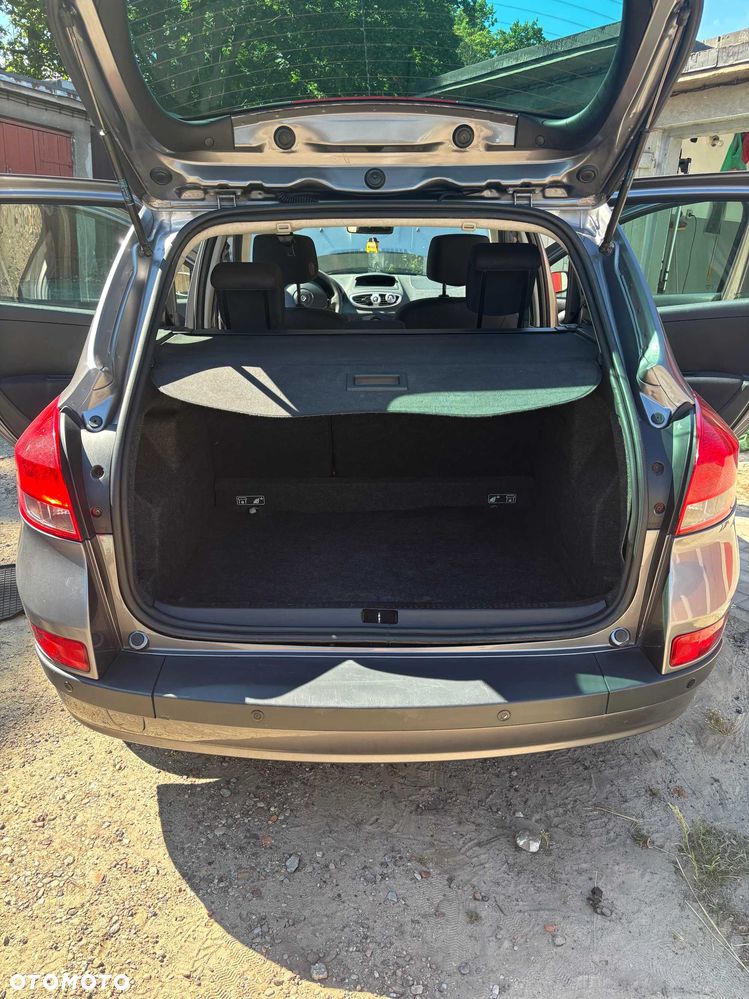Renault Clio - 6