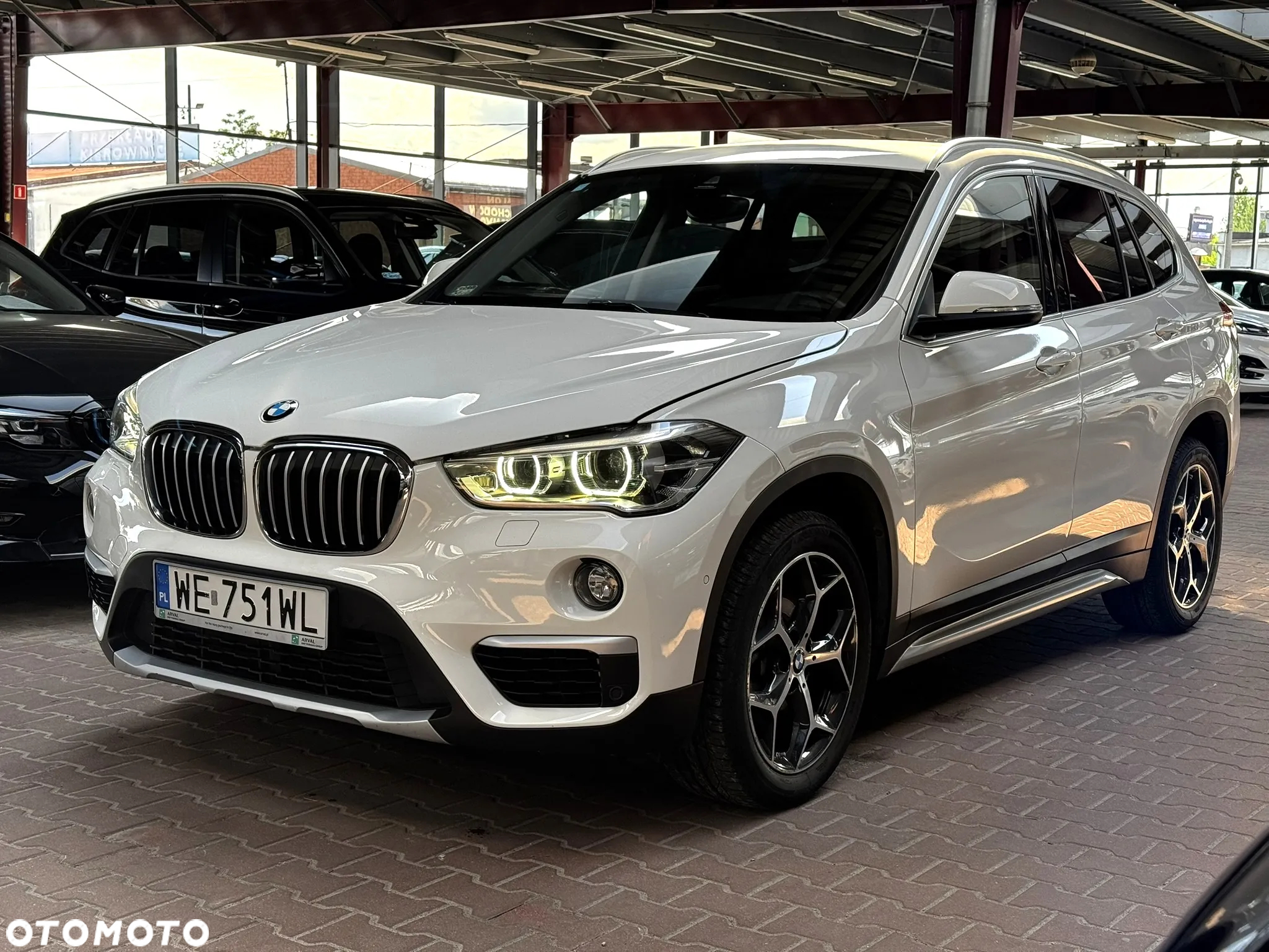 BMW X1 sDrive18i GPF xLine - 3