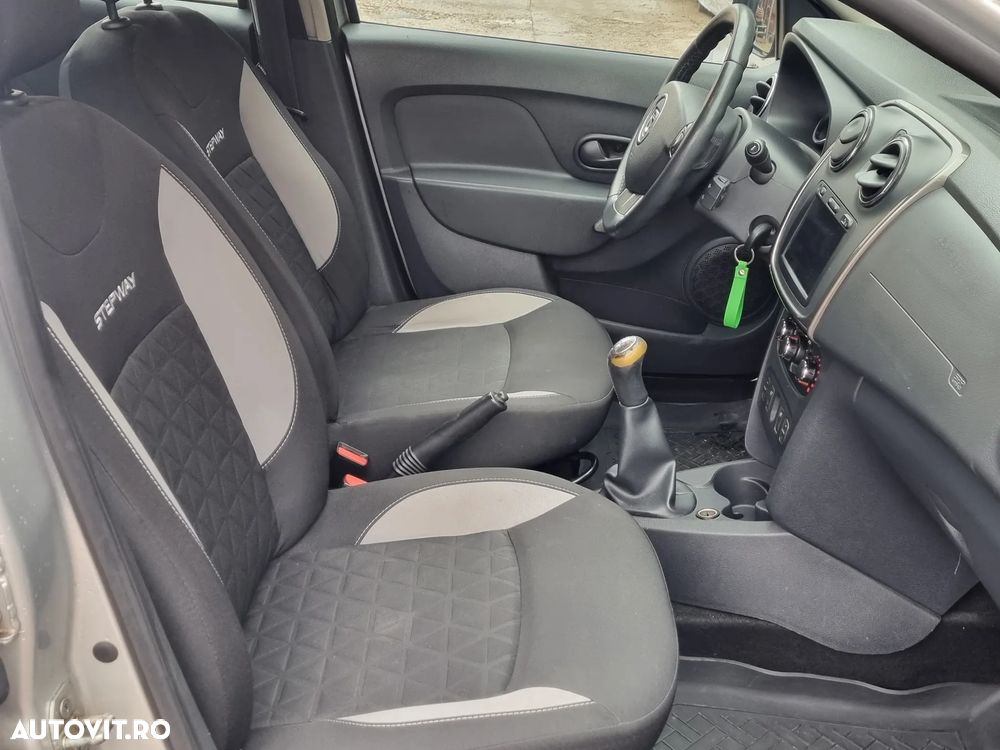 Dacia Sandero Stepway - 11