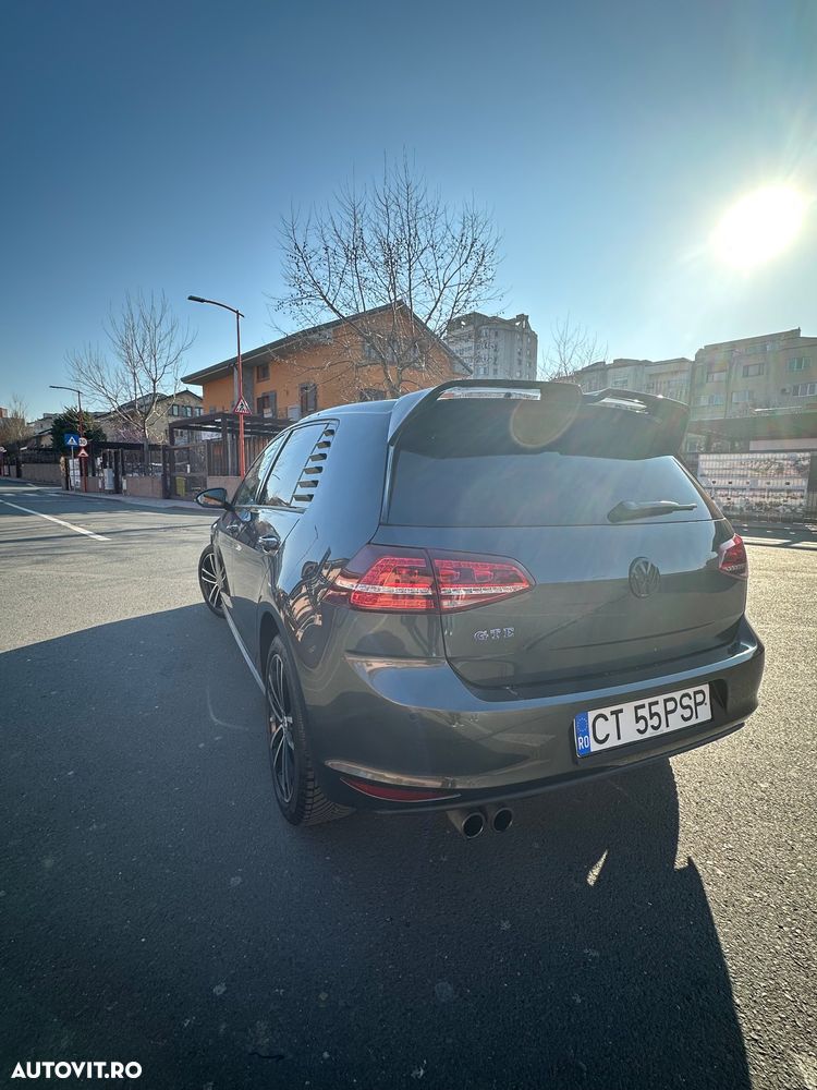 Volkswagen Golf 1.4 GTE Plug-In-Hybrid DSG - 12