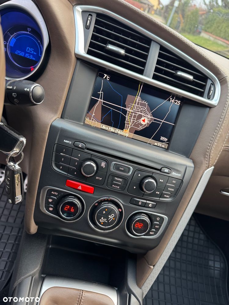 Citroën DS4 HDi 165 Urban Show - 31