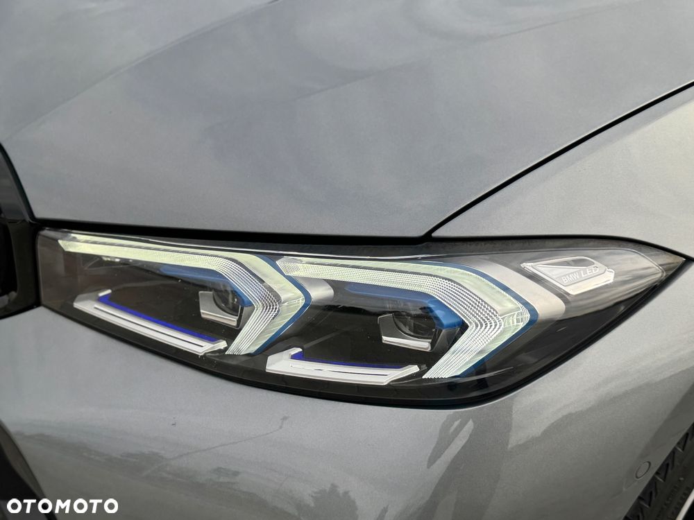 BMW Seria 3 320d xDrive M Sport sport - 16