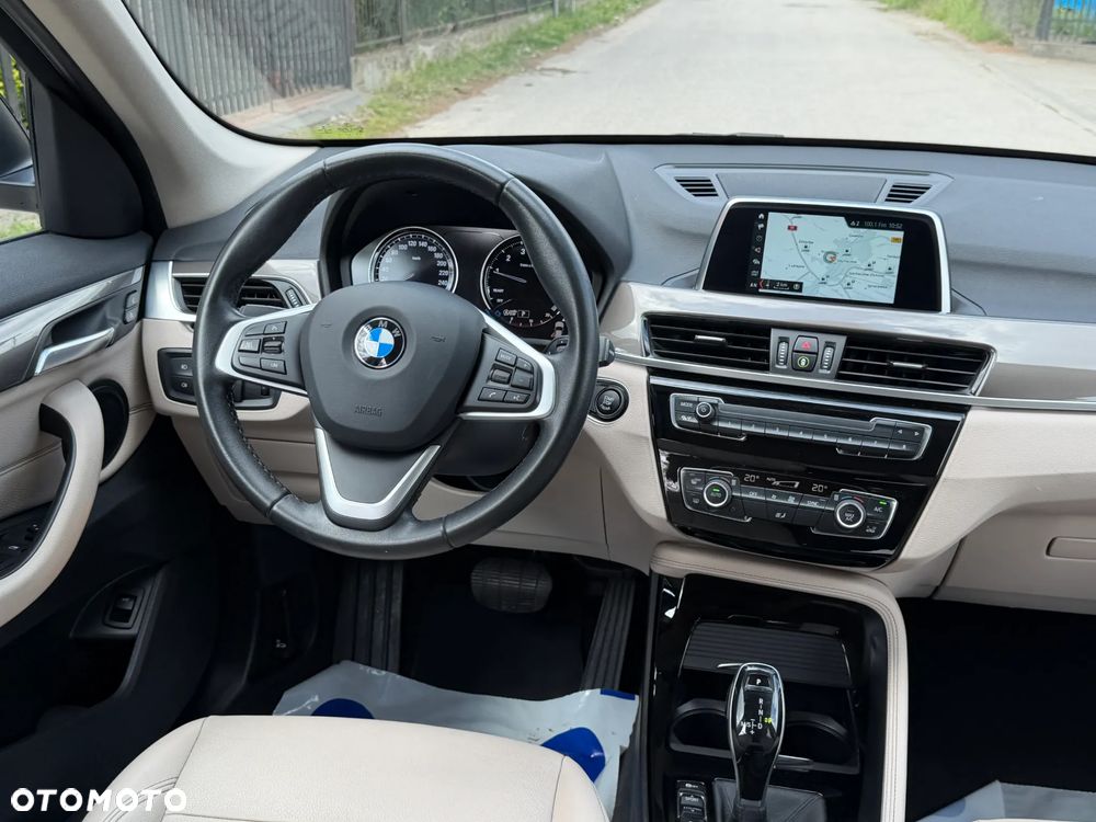 BMW X1 sDrive18i GPF xLine - 8