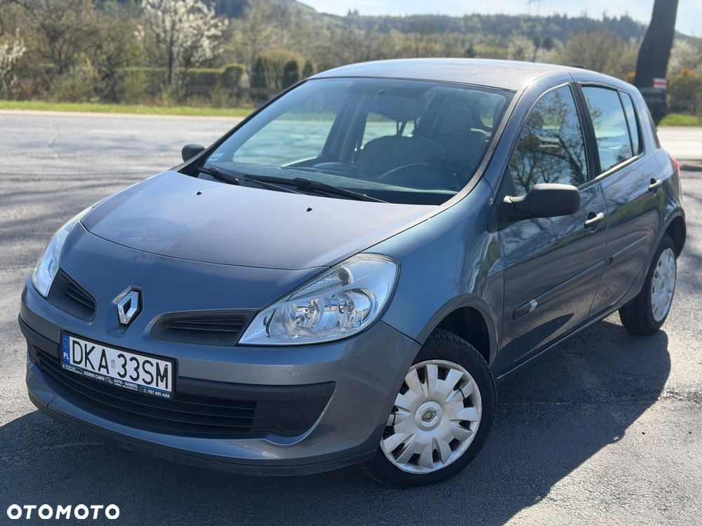 Renault Clio 1.2 16V Confort Authentique - 2