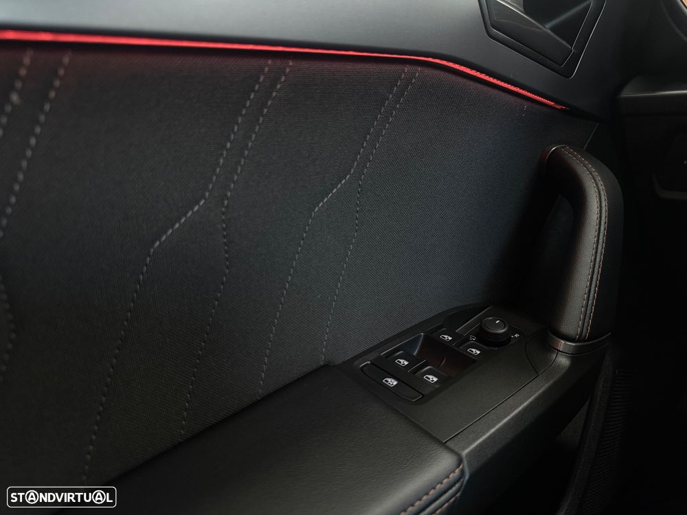 Cupra Leon 2.0 TDI DSG - 35