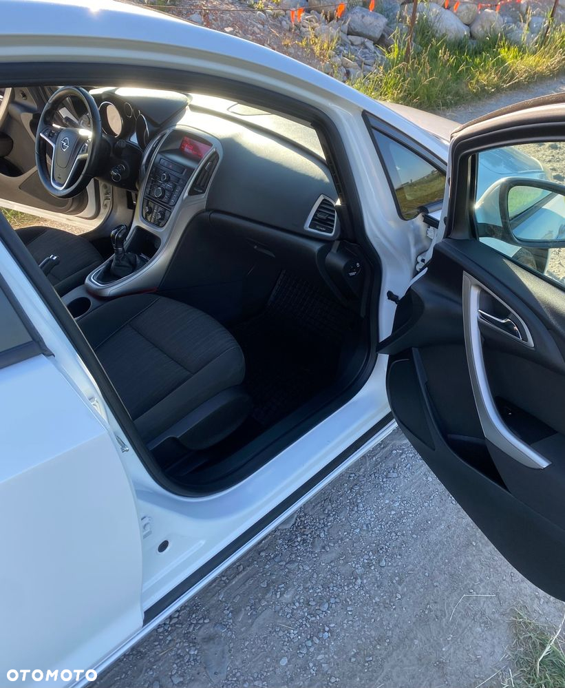 Opel Astra IV 1.4 T Cosmo - 7